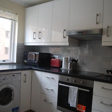 Central 3 Bed Flat Close To University And The Meadows 爱丁堡 外观 照片